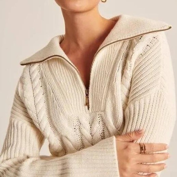 Abercrombie Half Zip Sweater - Picture 4 of 10